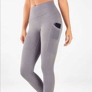 Mila High-Waisted Pocket Leggings Fabletics
